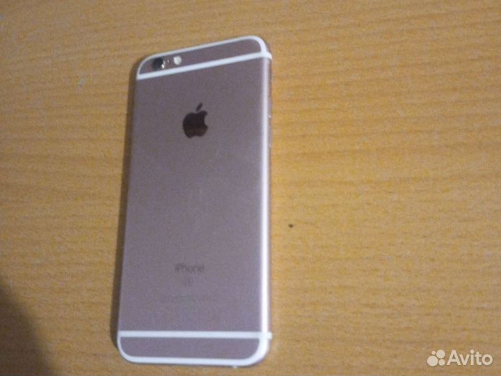 Телефон iPhone 6s