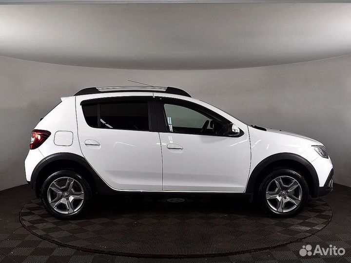 Renault Sandero Stepway 1.6 AT, 2020, 46 662 км