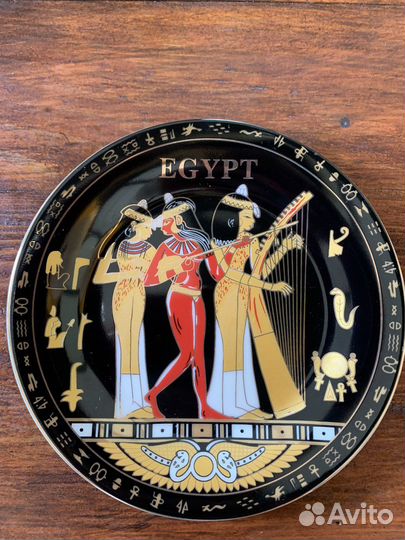 Тарелка настенная