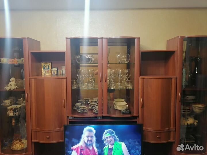 Стенка в гостиную