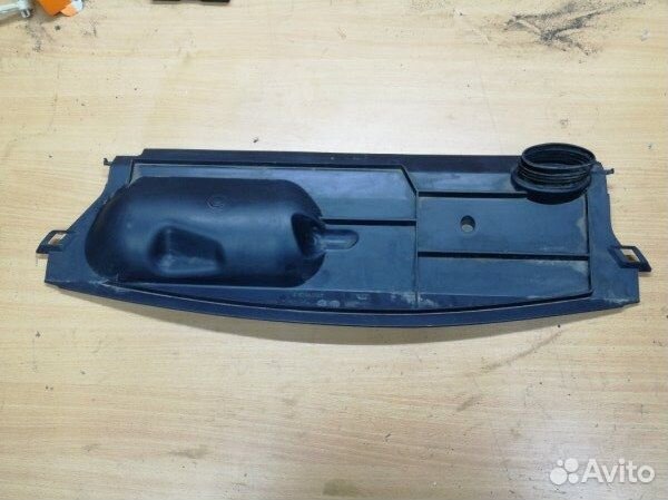 Воздуховод радиатора перед. Renault Megane 3