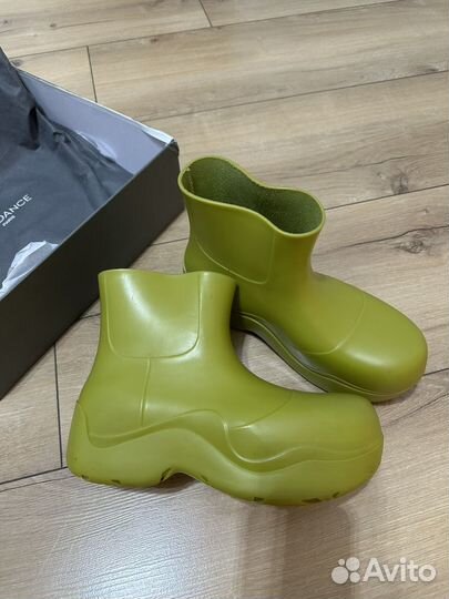Резиновые ботинки tendance