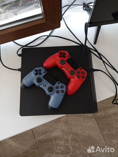 Sony PS4 slim 1tb