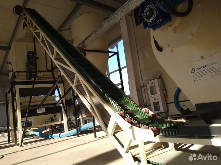 Конвейер ленточный, скребковый