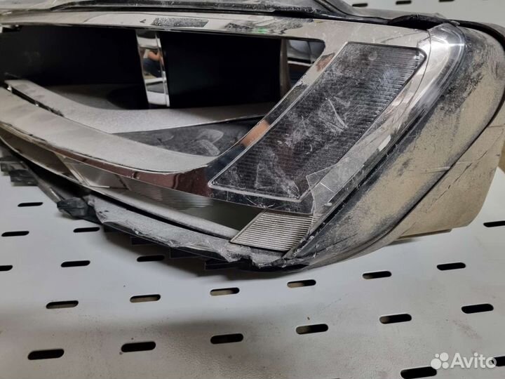 Фара для volkswagen jetta 6