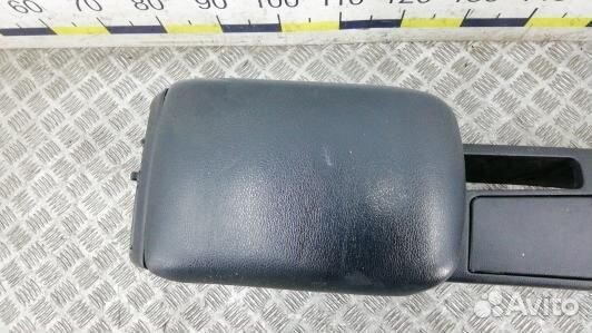 Подлокотник центральный nissan X-trail T31 (98T02I