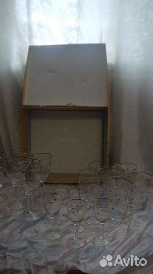 Стеклянный сервиз