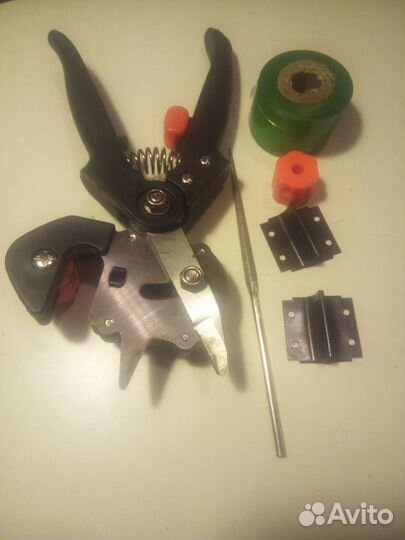 Прививочный секатор