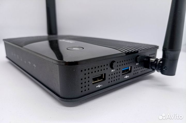 Wi-Fi роутер Zyxel Keenetic Giga III