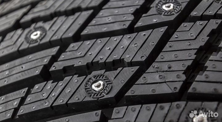 Goodyear UltraGrip Ice Arctic SUV 235/60 R17 106T