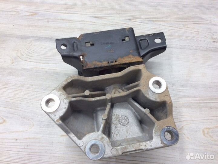 Опора кпп левая Hyundai Solaris седан G4FG 2017