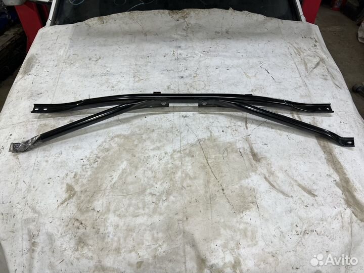 Распорка кузова передняя audi q5 8r