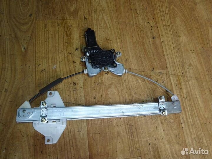 Стеклоподъемник электр. задний левый Hyundai Sona