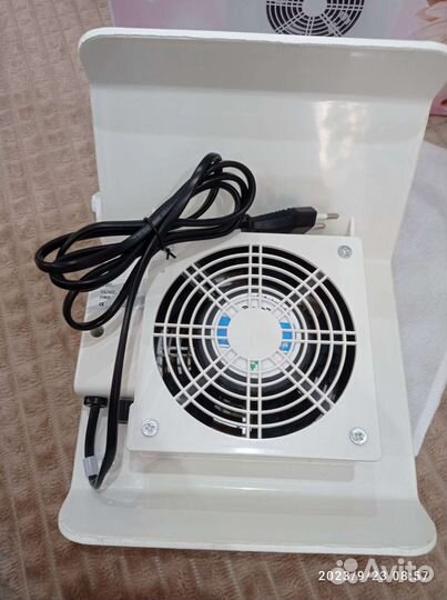 Пылесос для маникюра новый