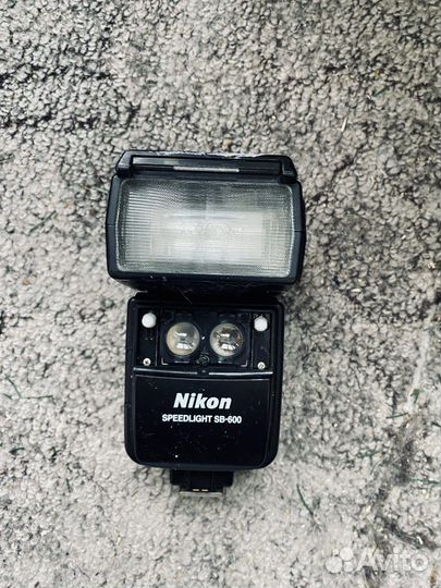 Вспышка nikon sb600 speedlight