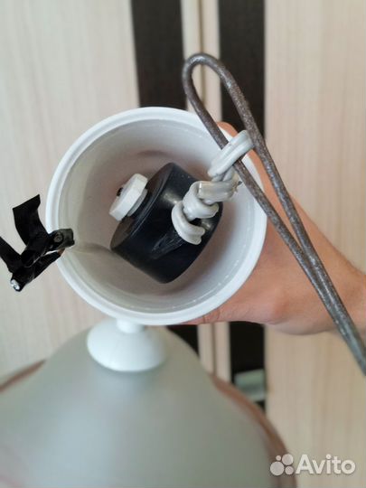 Отдам бесплатно люстру