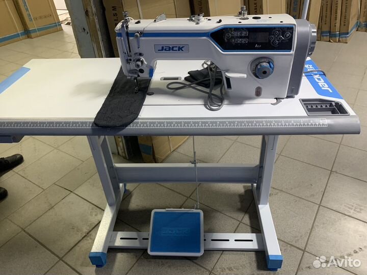 Швейная машина с игольным продвижением Jack JK-A6F