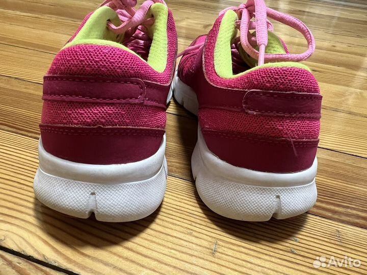 Кроссовки Nike размер 36 eur