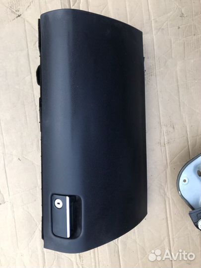 Бардачек Mersedes Ml w164