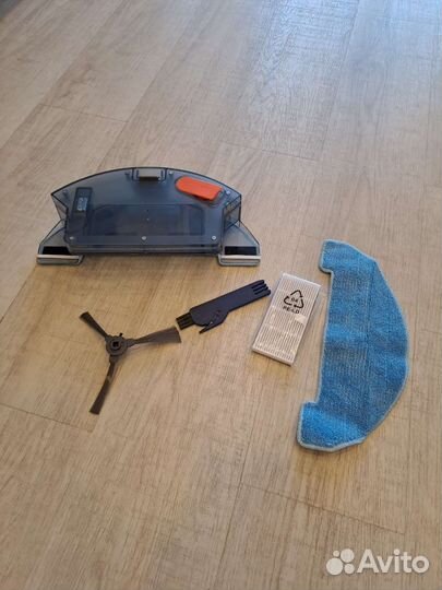 Робот пылесос моющий новый