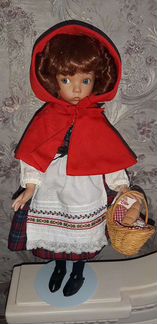 Куклы коллекционные фарфоровые