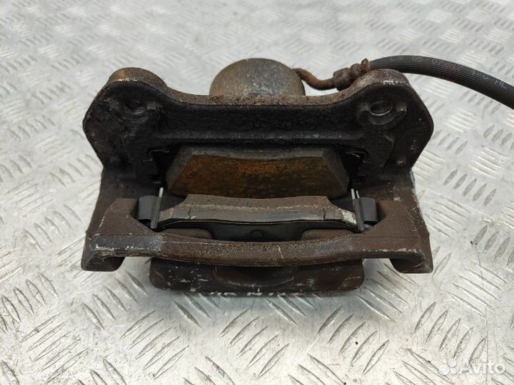 Суппорт передний правый Hyundai Tucson TL 1.6 G4FD