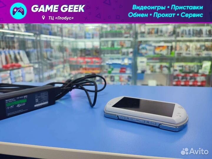 Playstation Portable Sony (PSP GO)