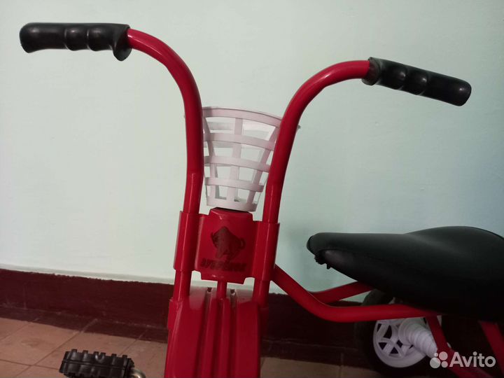 Трехколесный велосипед Зубренок