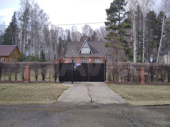 Коттедж 240 м² на участке 22,3 сот.