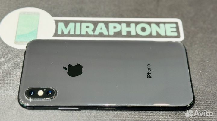 iPhone Xs, 64 ГБ