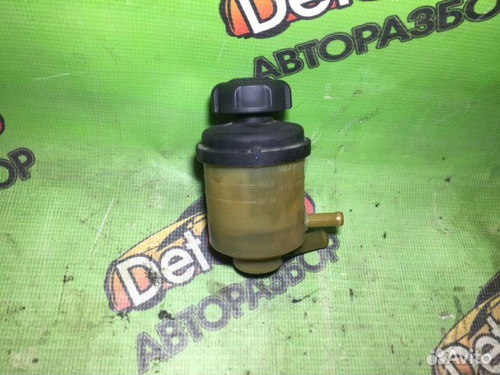 Бачок гур Hyundai Solaris 1