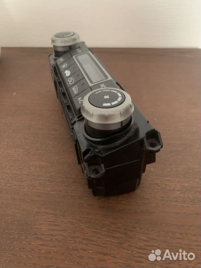 Блок управления климатом honda civic 4D 2008