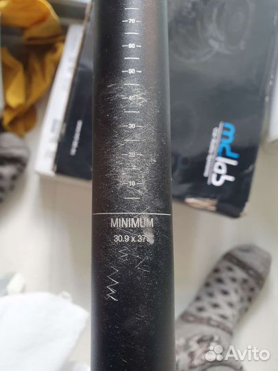 Седло Giant и подседельный штырь 30.9