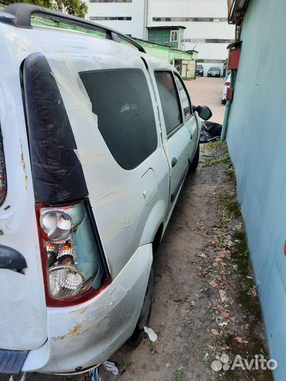 LADA Largus 1.6 МТ, 2018, битый, 170 000 км