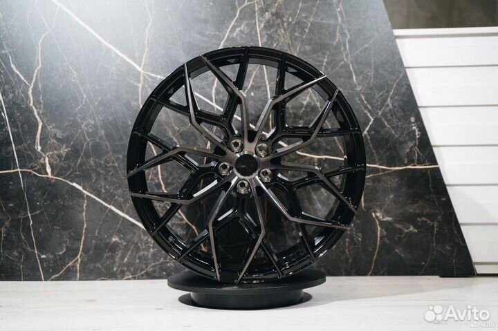 Кованные диски R22 Audi RS3