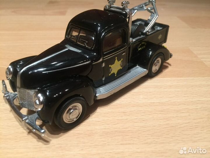 Модели зарубежных автомобилей 1:43