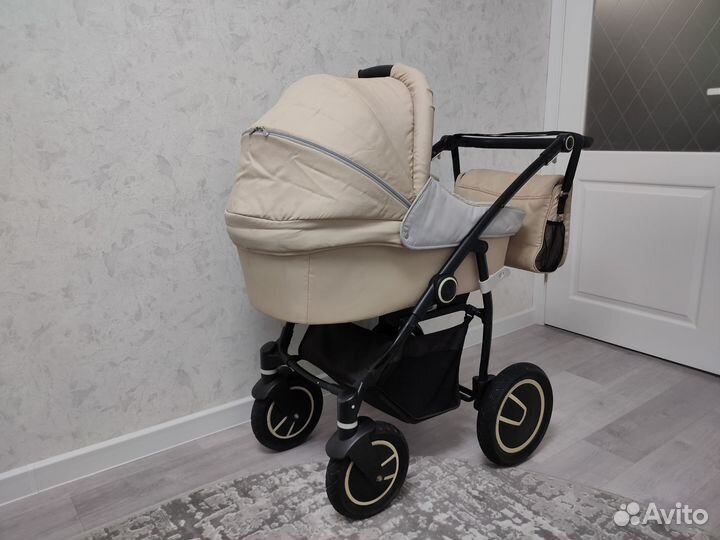 Коляска 3 в 1 Geoby.В отличном состоянии