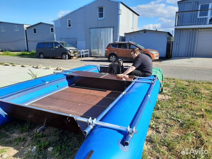 Морской катамаран