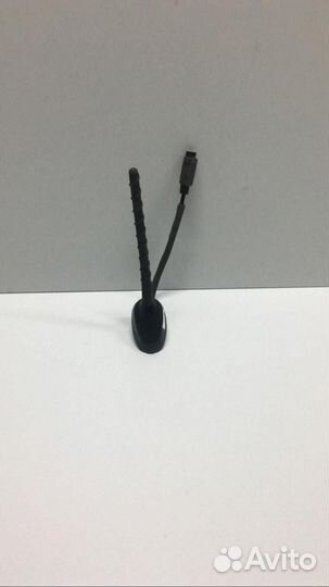 Антенна на KIA Sportage с 2011г 962003u000