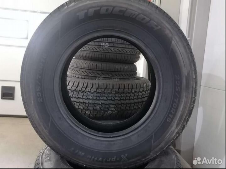 Tracmax X-Privilo H/T 235/70 R16 106H