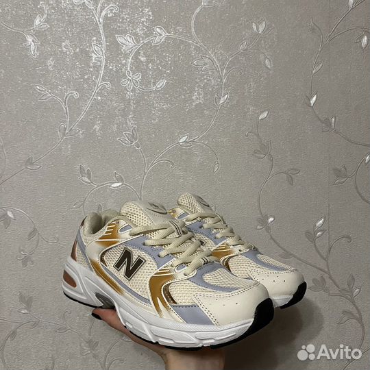 New Balance 503 Gold