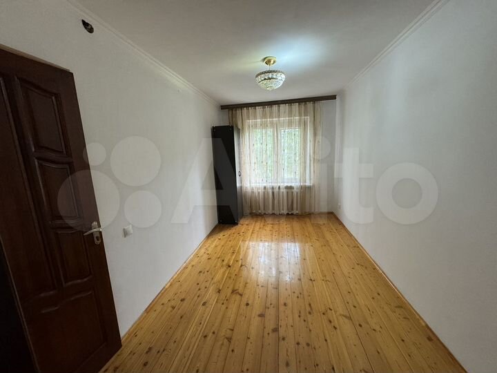 4-к. квартира, 78 м², 3/5 эт.