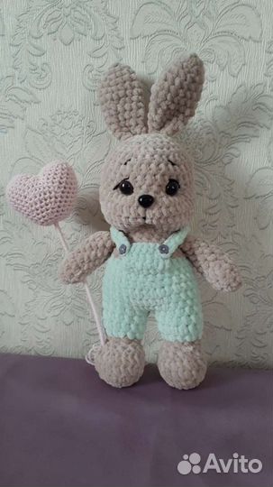 Плюшевый заяц ручная работа