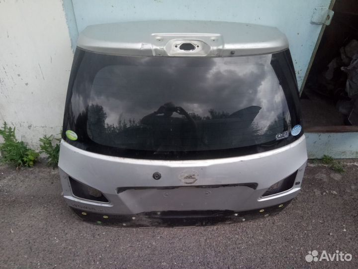 Дверь багажника Nissan wingroad