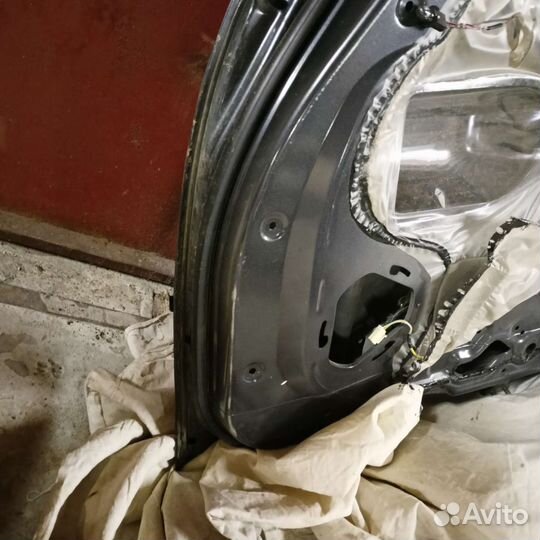 Дверь задняя левая митцубиси L 200