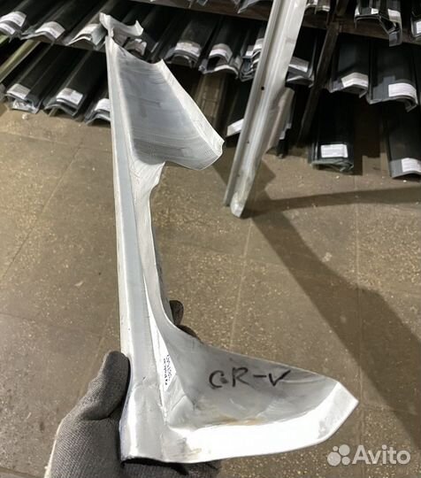 Порог левый Honda CR-V 1995-2001 (Polcar)