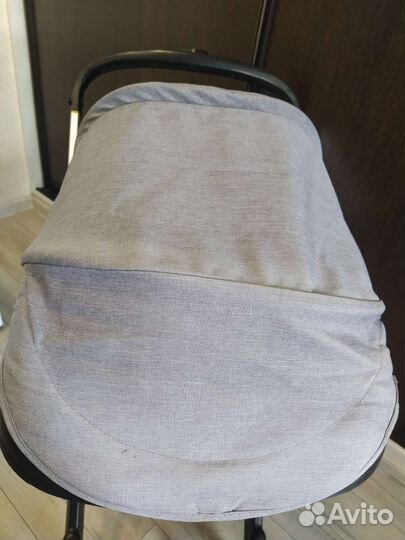 Автолюлька на колесах foofoo. Аналог doona