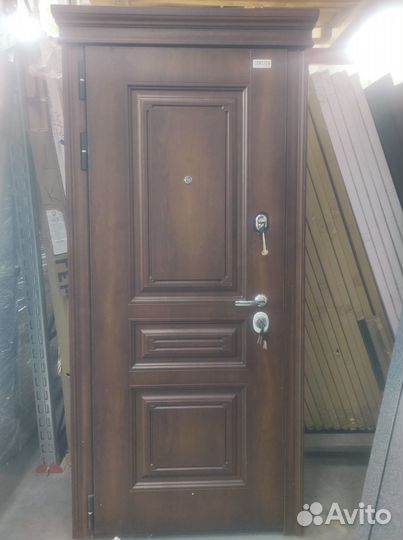 Двери входные