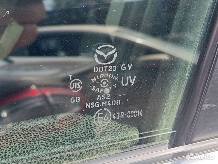 Стекло передней задней двери Mazda CX 7