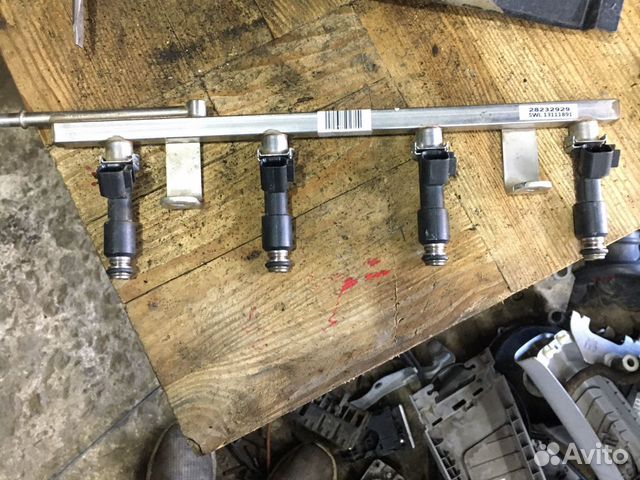 Рампа топливная в сборе с форсунками